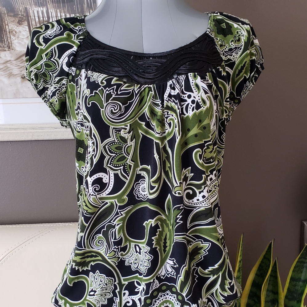 Ladies Paisley Tunic Top